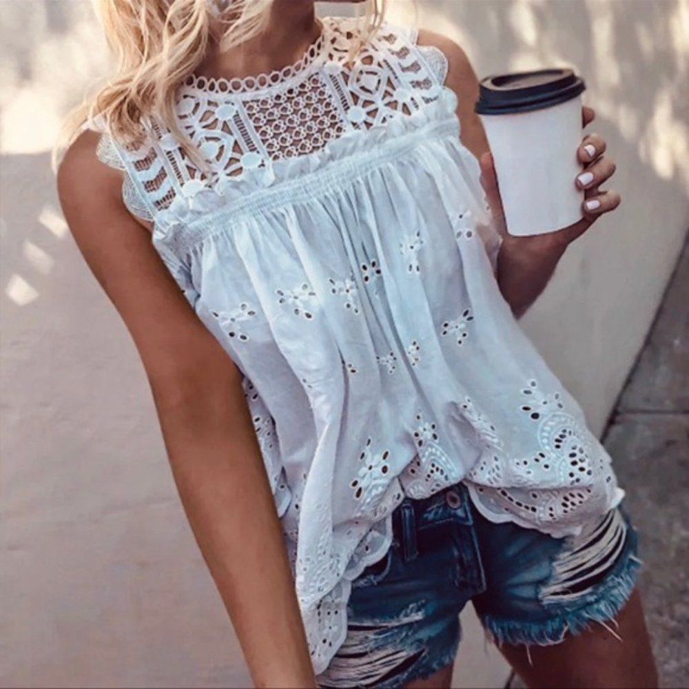 White Eyelet Boho Babydoll Top Blouse Sleeveless Crochet Lace Shirred Tank New! - Picture 1 of 7
